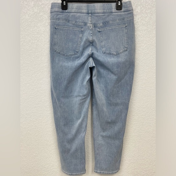 Soft Surroundings Pull On Crop Denim Jeans - Picture 2 of 7